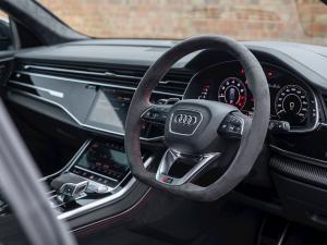 Audi RS Q8 Vorsprung 2020 года  (UK)